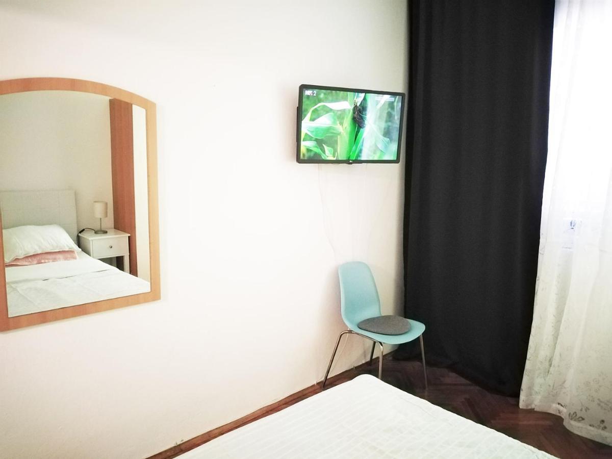 Studio Apartment Blue Window Биоград на Мору Екстериор снимка